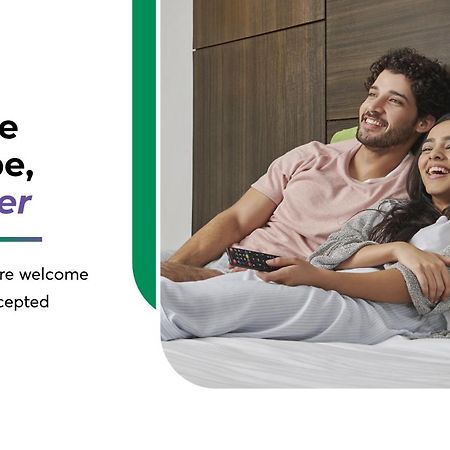 Itsy Hotels Sunrise Grand, Hitech City Hyderabad Bagian luar foto