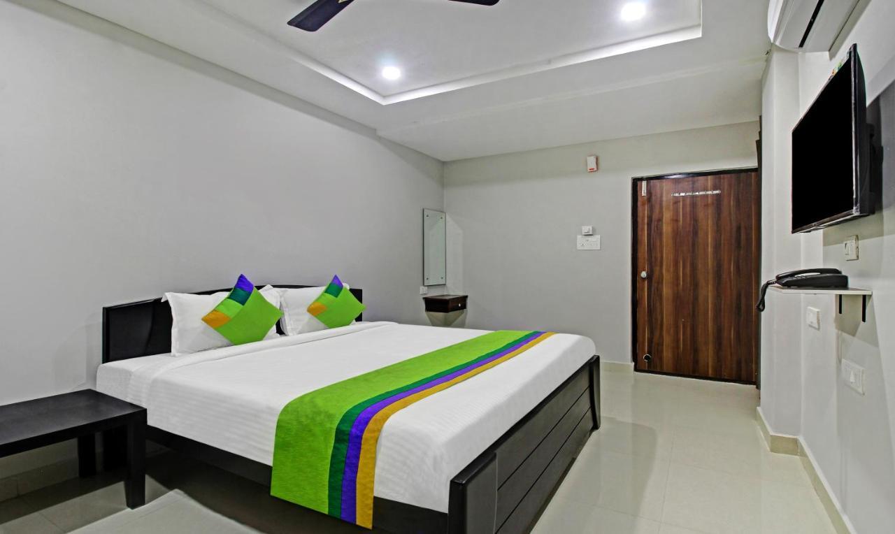 Itsy Hotels Sunrise Grand, Hitech City Hyderabad Bagian luar foto