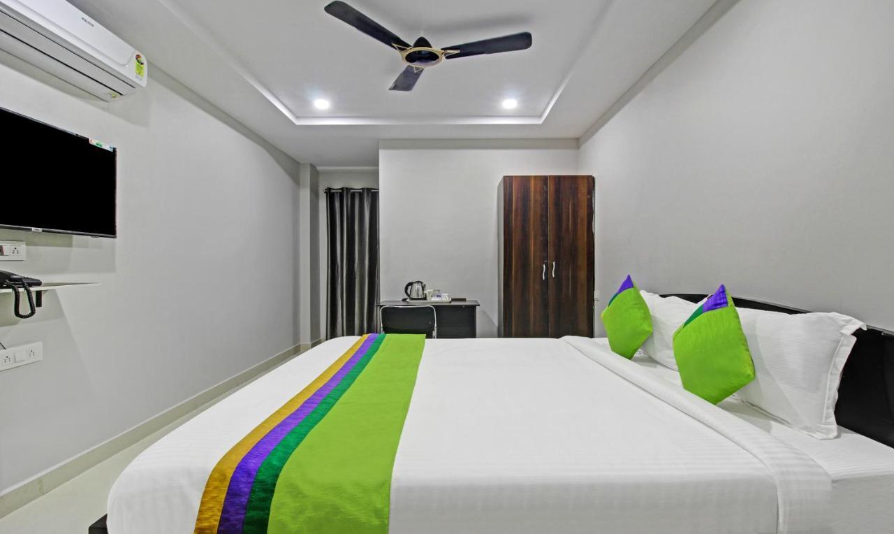 Itsy Hotels Sunrise Grand, Hitech City Hyderabad Bagian luar foto