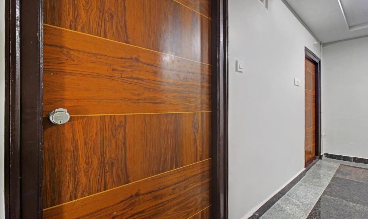 Itsy Hotels Sunrise Grand, Hitech City Hyderabad Bagian luar foto