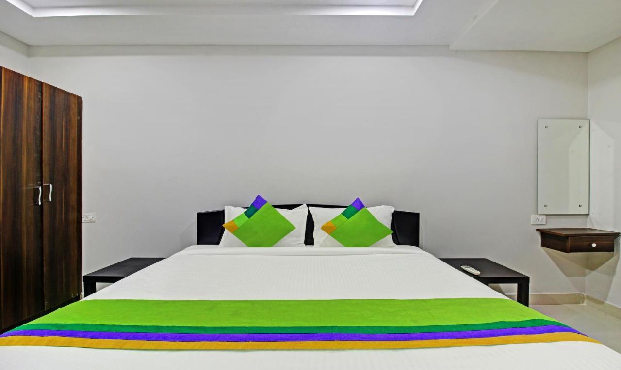 Itsy Hotels Sunrise Grand, Hitech City Hyderabad Bagian luar foto